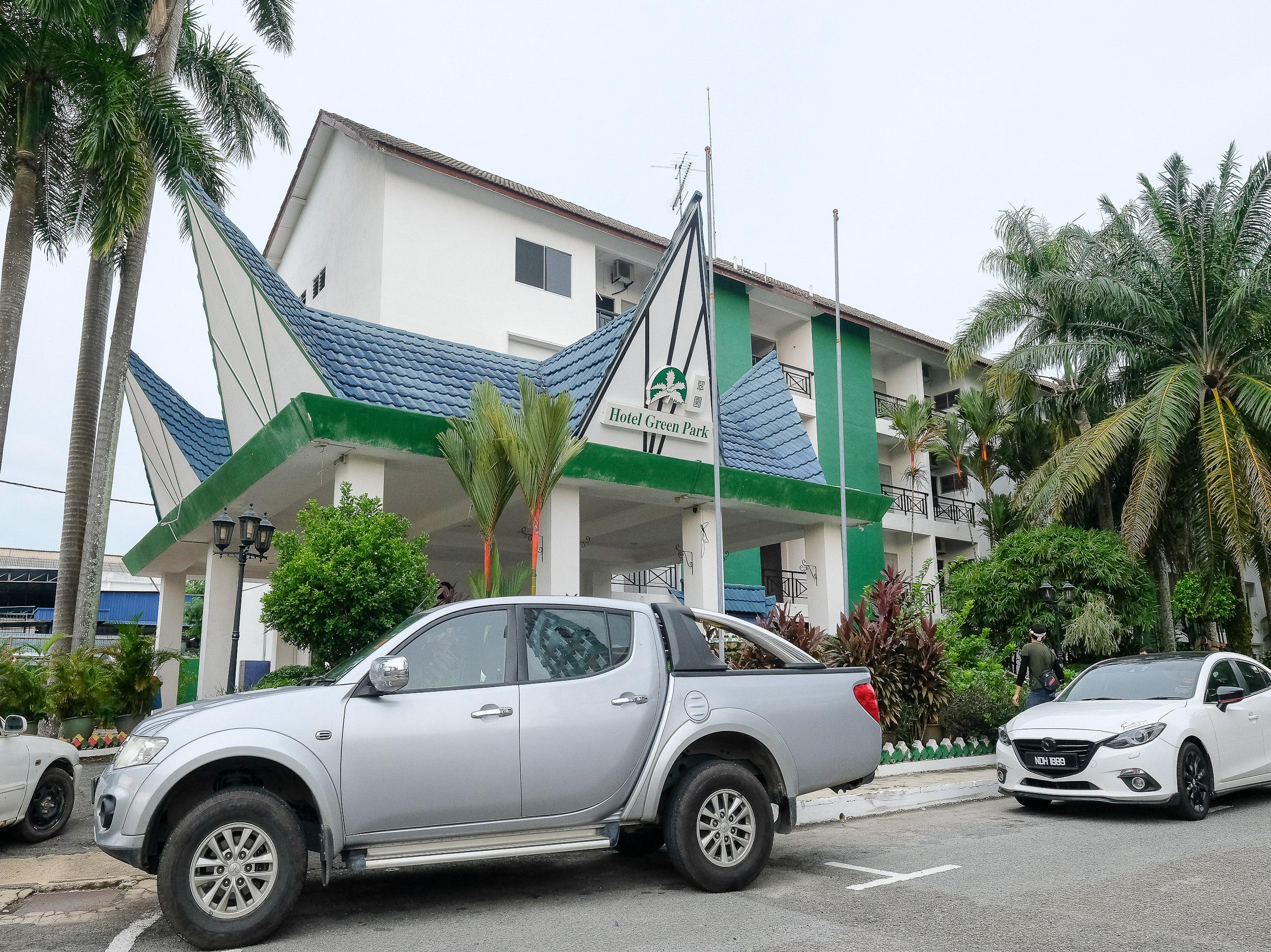Hotel Green Park Temerloh Esterno foto